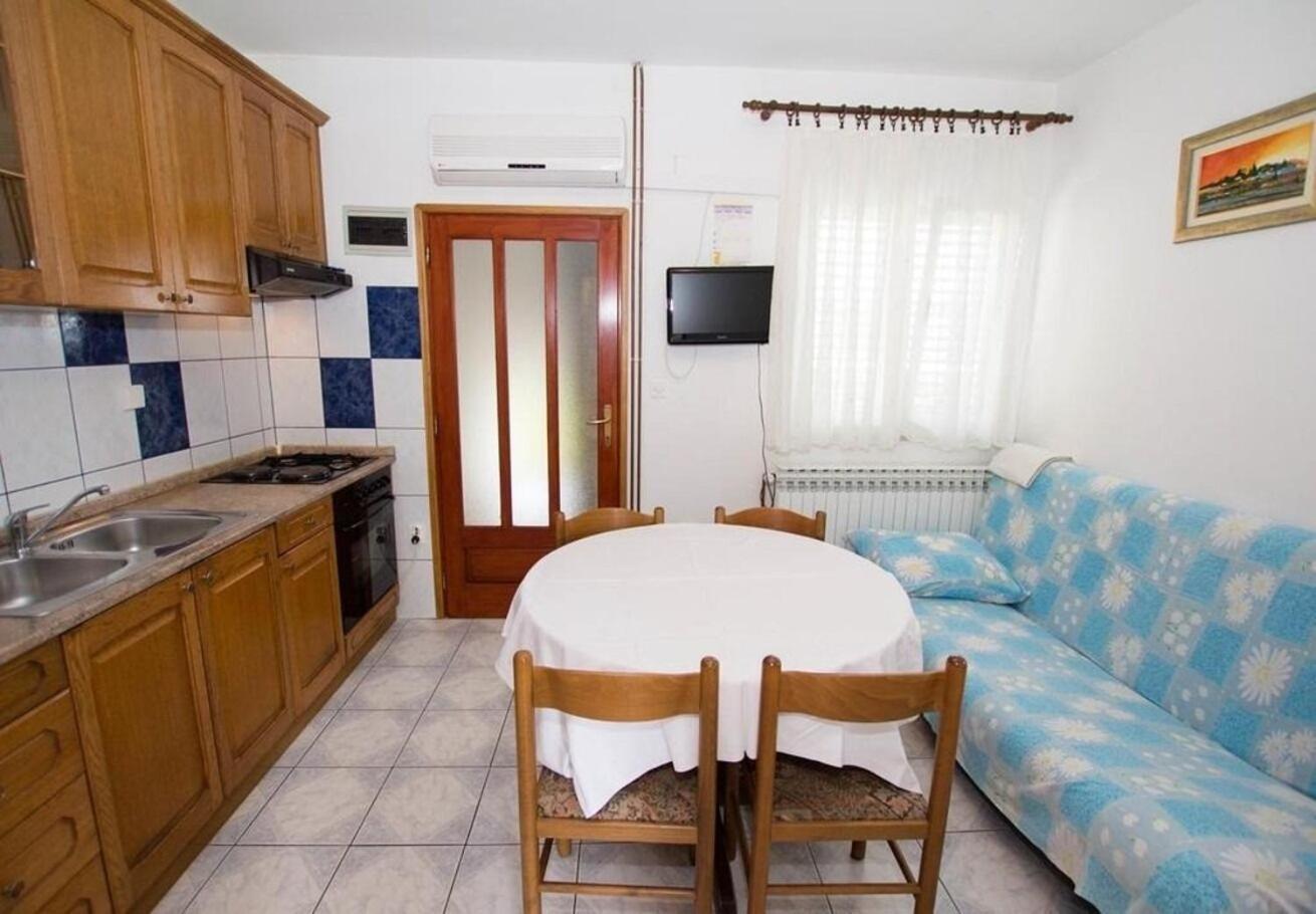 Apartments Juri Sućuraj Zewnętrze zdjęcie