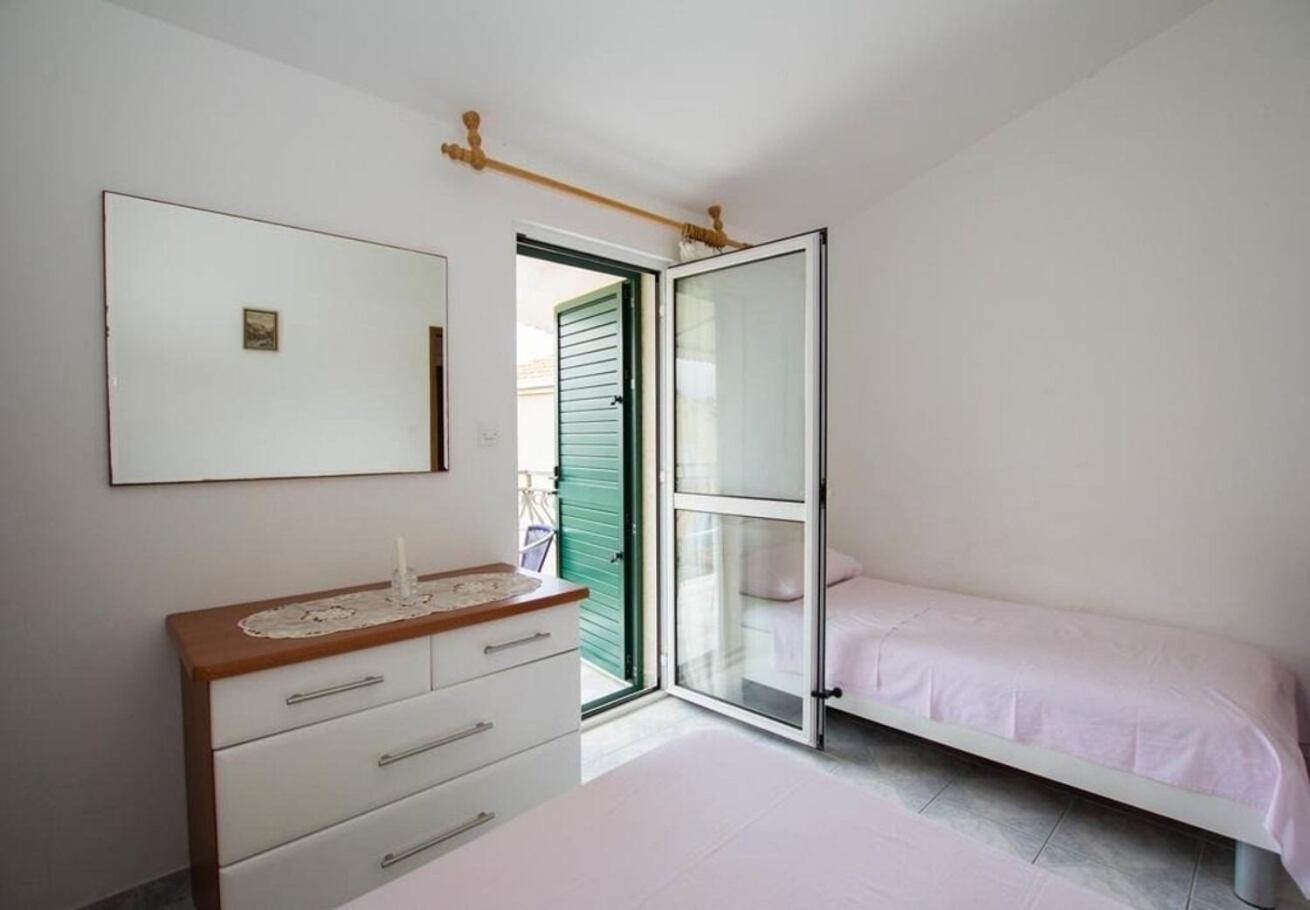 Apartments Juri Sućuraj Zewnętrze zdjęcie