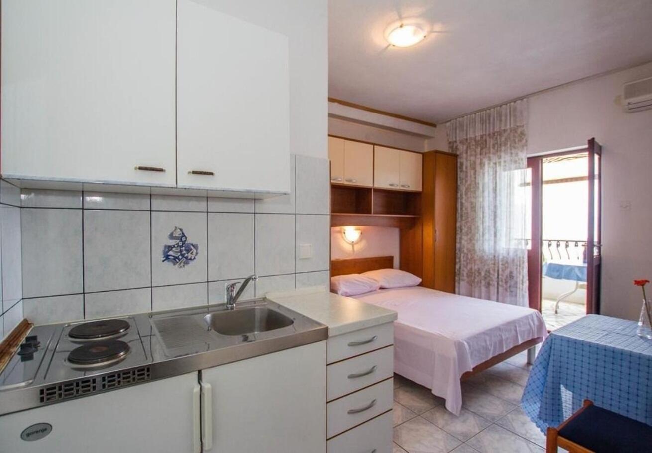 Apartments Juri Sućuraj Zewnętrze zdjęcie