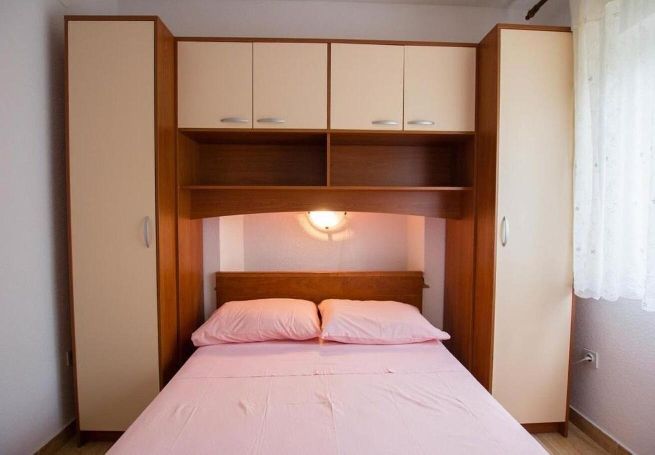 Apartments Juri Sućuraj Zewnętrze zdjęcie