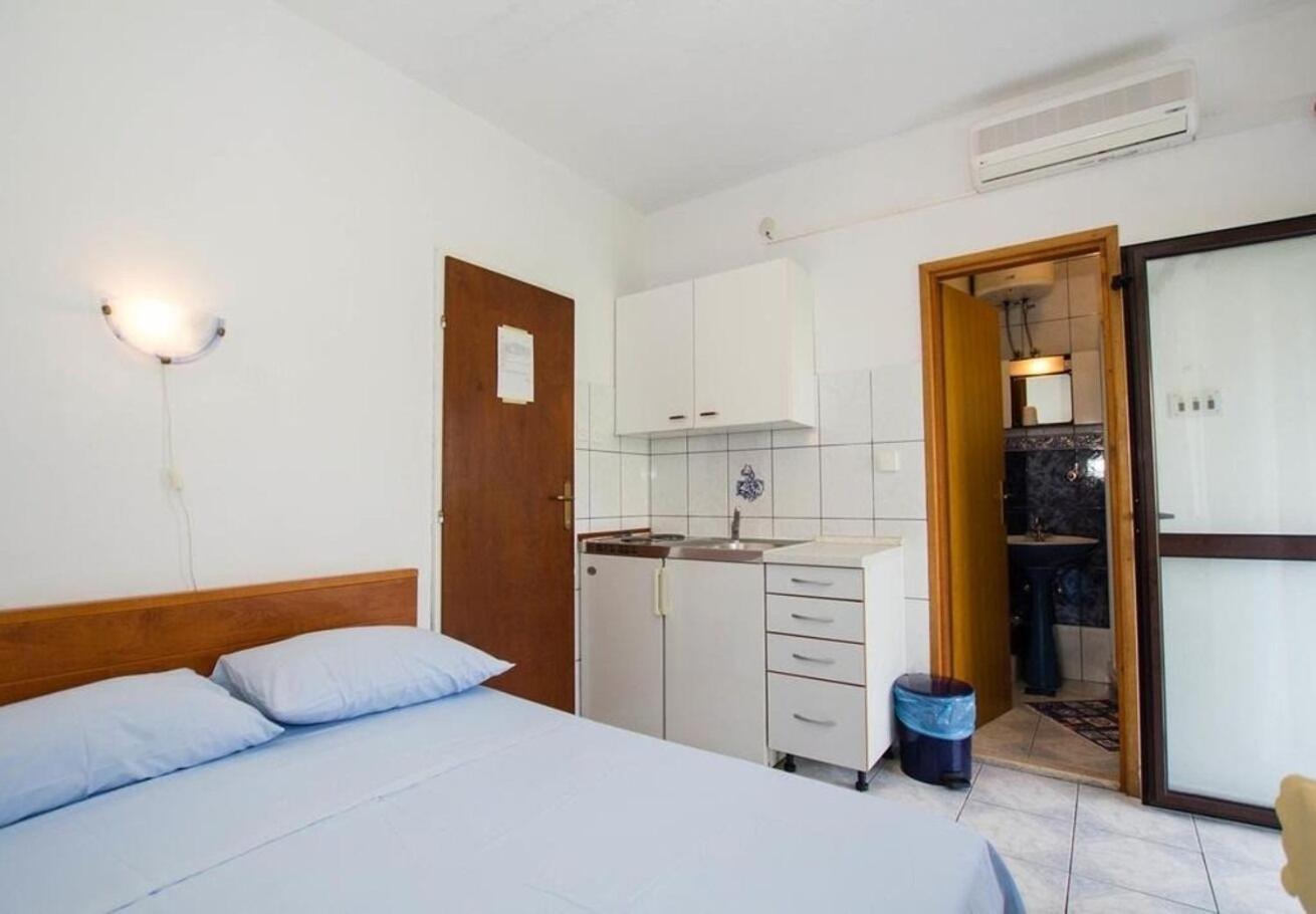 Apartments Juri Sućuraj Zewnętrze zdjęcie