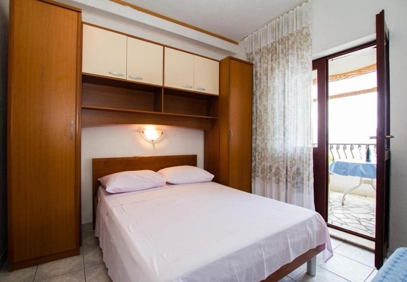 Apartments Juri Sućuraj Zewnętrze zdjęcie