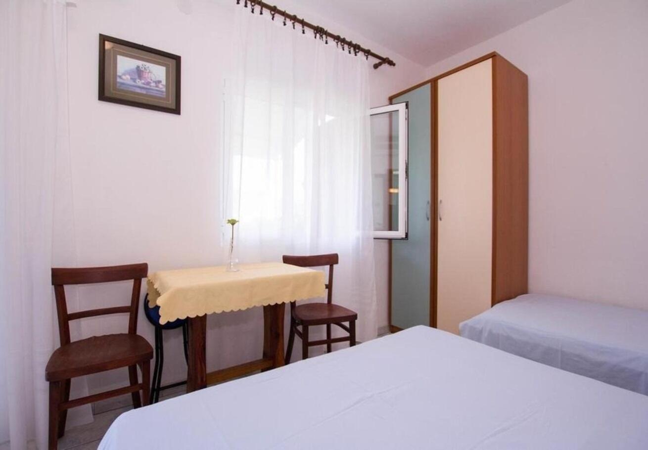 Apartments Juri Sućuraj Zewnętrze zdjęcie